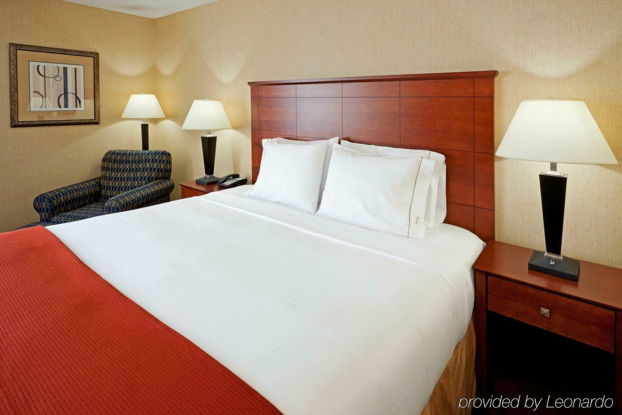 Holiday Inn Express Ramsey Mahwah By Ihg Eksteriør billede